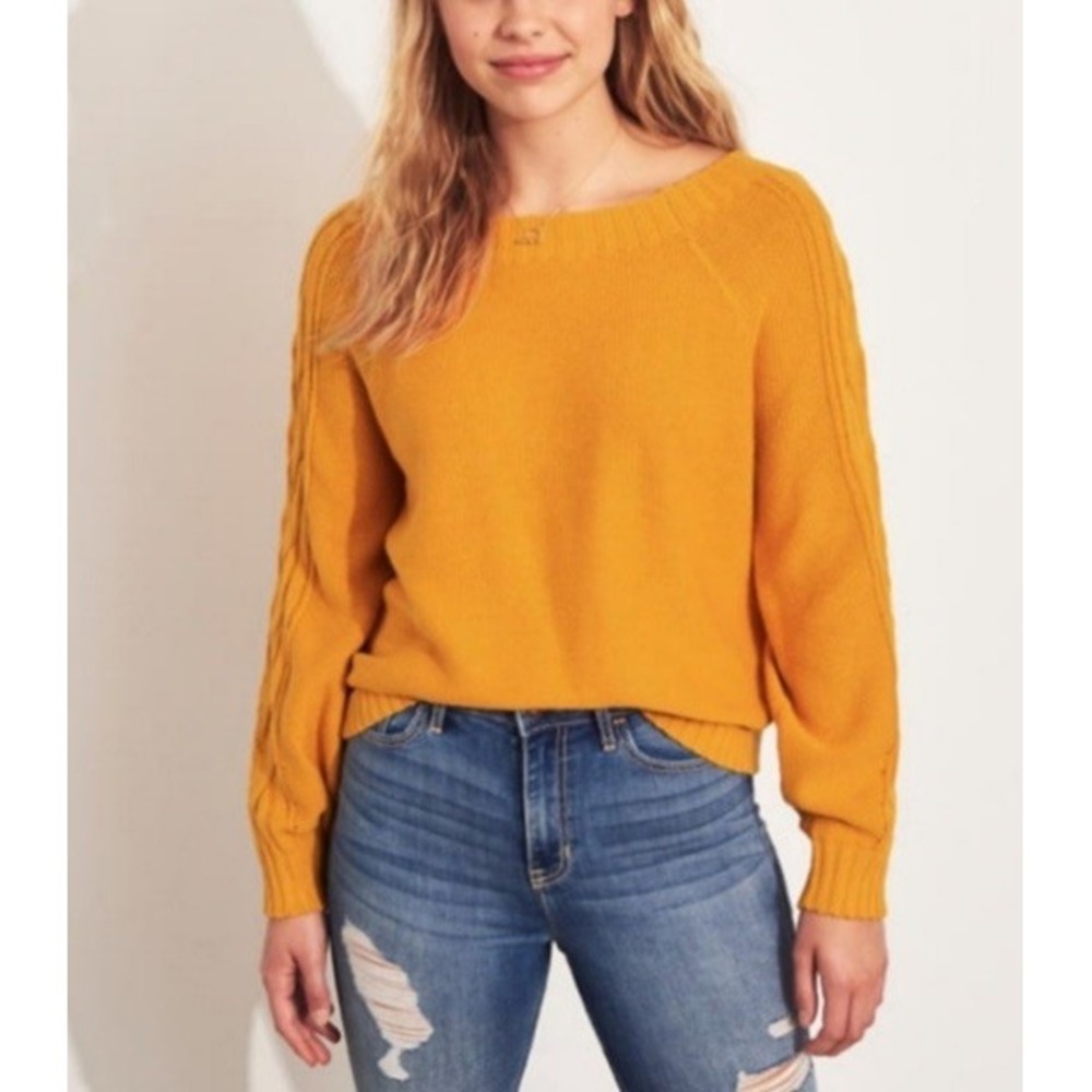 Hollister Women's Cable Knit Sweater Mustard Yellow Crewneck Size S Casual Cozy